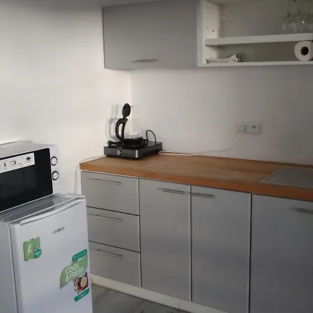 Rejviz Apartment *